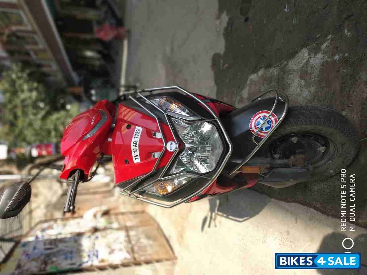 Red Honda Dio