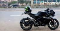 Bajaj Pulsar RS 200