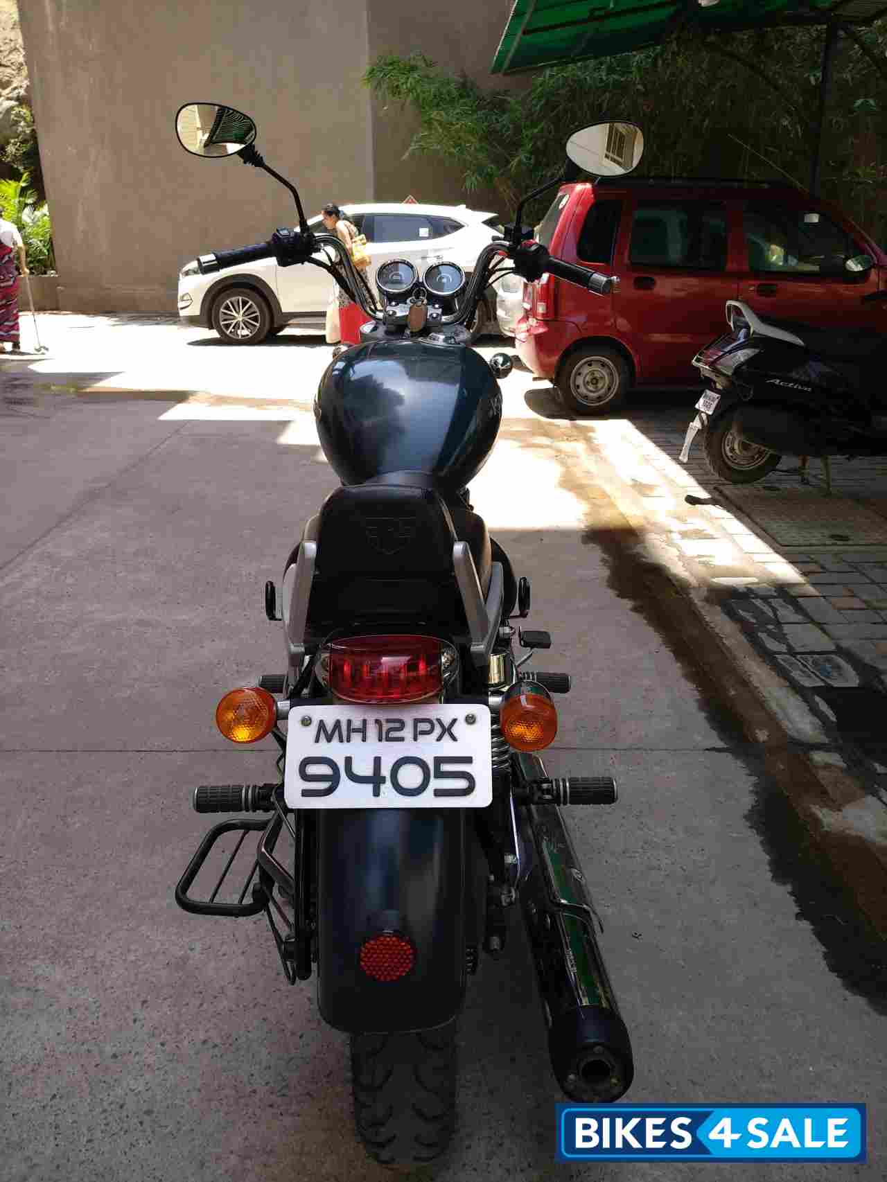 Asphalt Royal Enfield Thunderbird 350