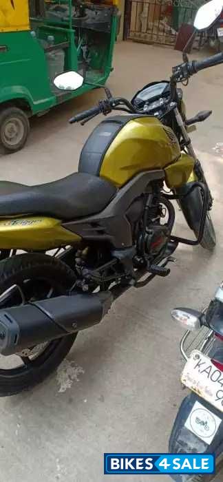Honda CB Trigger