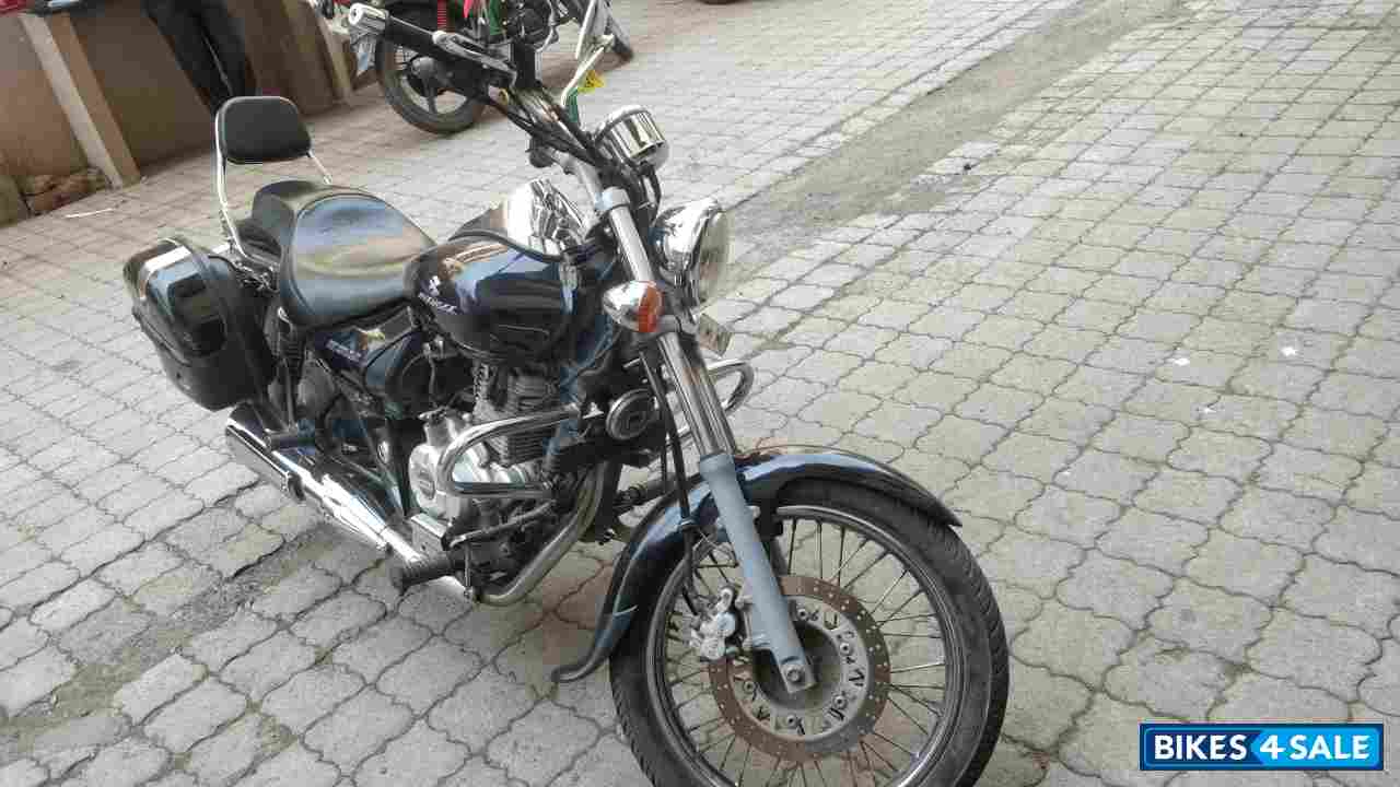 Bajaj Avenger 220 DTS-i