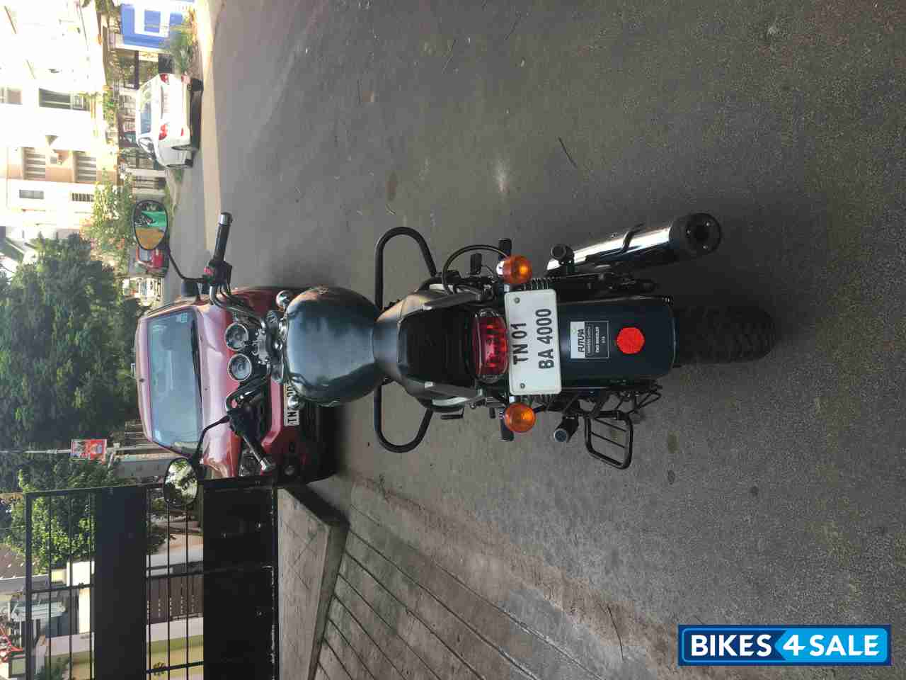 Asphalt Royal Enfield Thunderbird 350