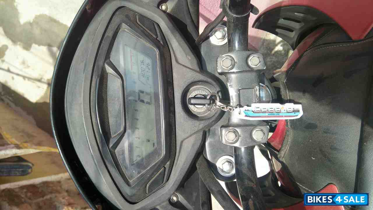 Red Honda CB Unicorn 160