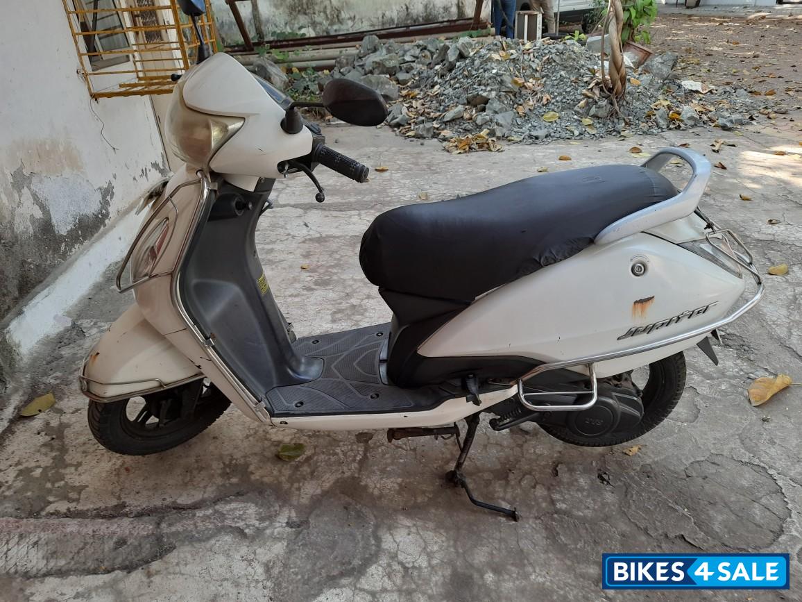 White TVS Jupiter