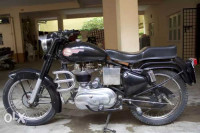 Royal Enfield Bullet Standard 350 1968 Model