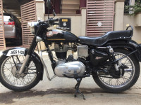 Black Royal Enfield Bullet Standard 350
