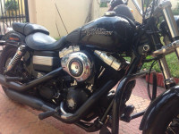 Vivid Black Harley Davidson Dyna FXDB Street Bob