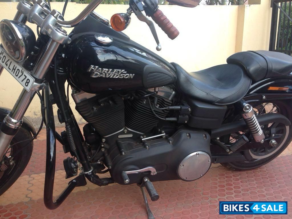 Vivid Black Harley Davidson Dyna FXDB Street Bob Vivid Black Harley Davidson Dyna FXDB Street Bob