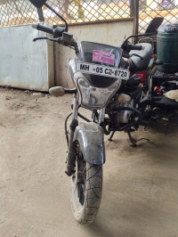 Bajaj V15