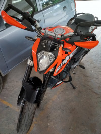 KTM Duke 200