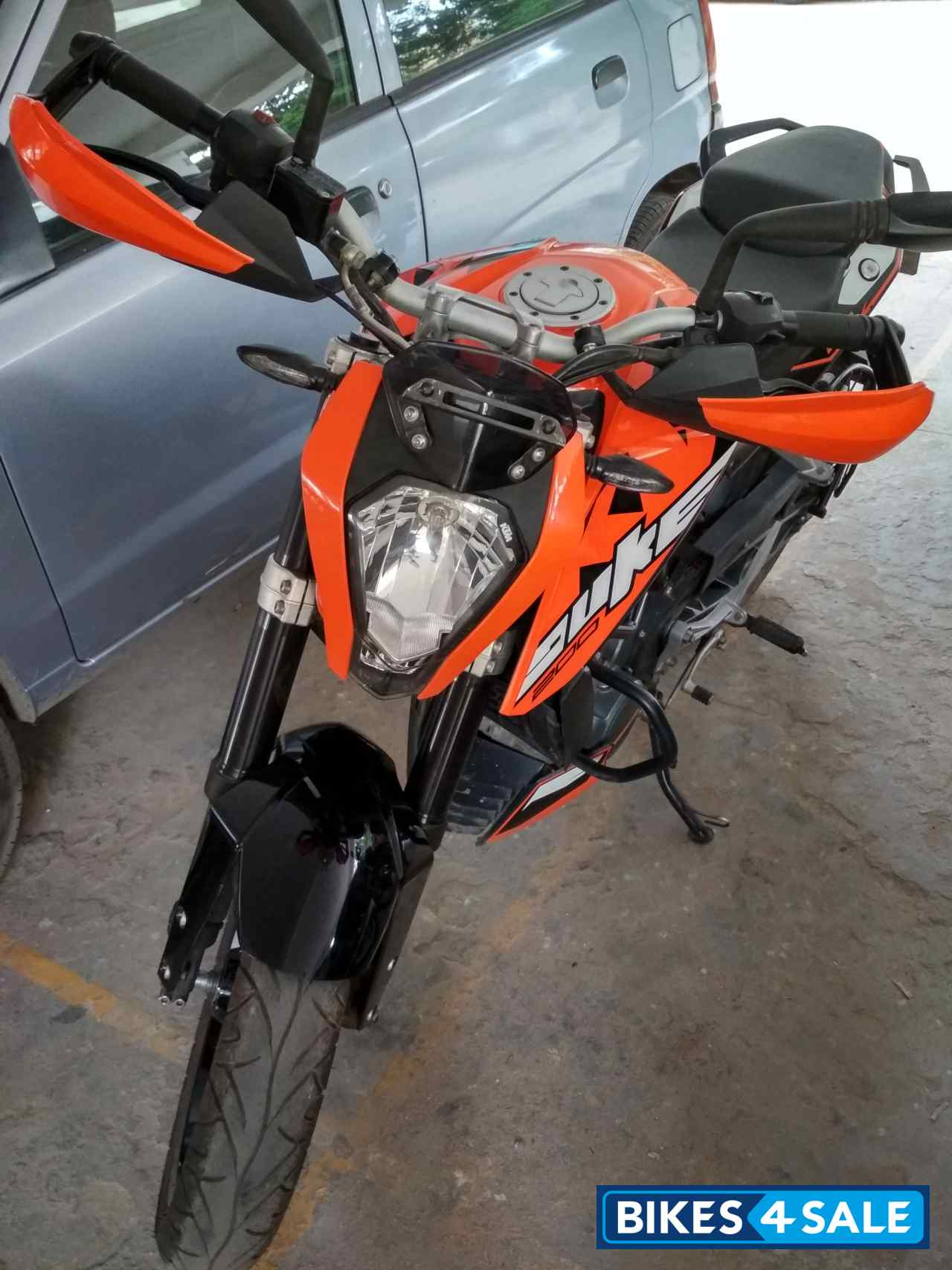 KTM Duke 200