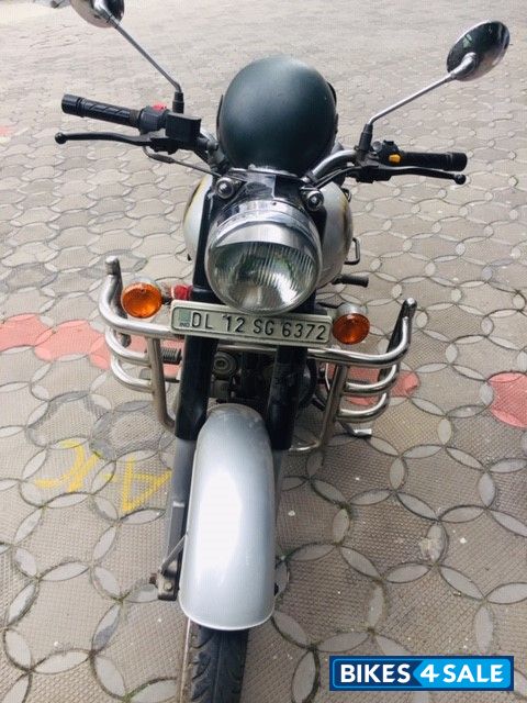 Silver Royal Enfield Classic 350