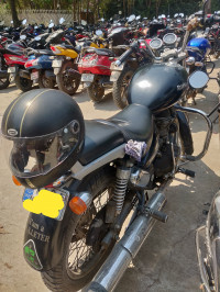 Stone Royal Enfield Thunderbird 350