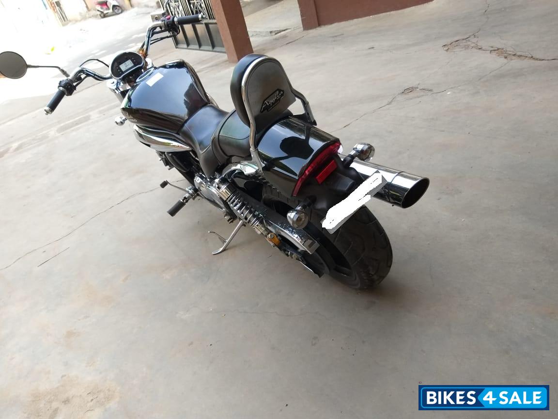 Black Hyosung Aquila Pro 650