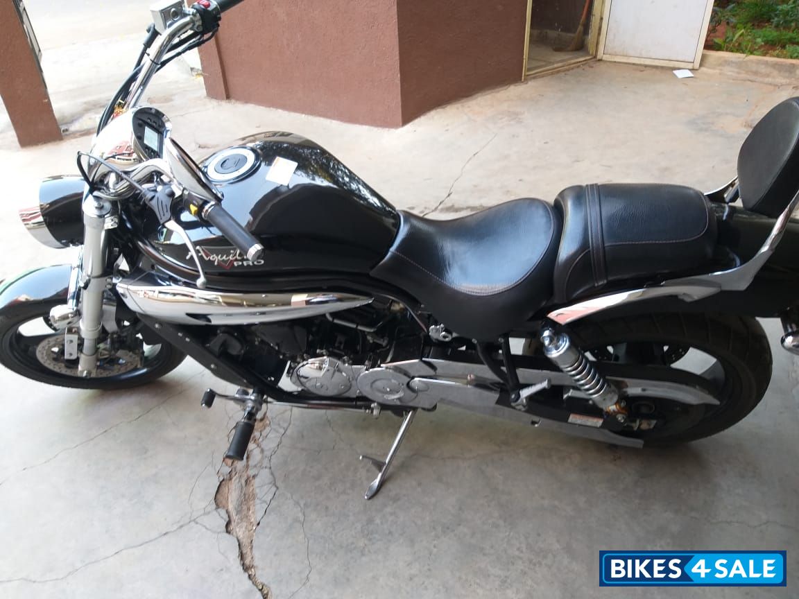 Black Hyosung Aquila Pro 650 Black Hyosung Aquila Pro 650