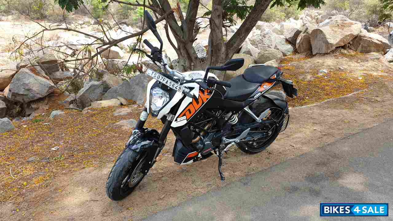 KTM Duke 200