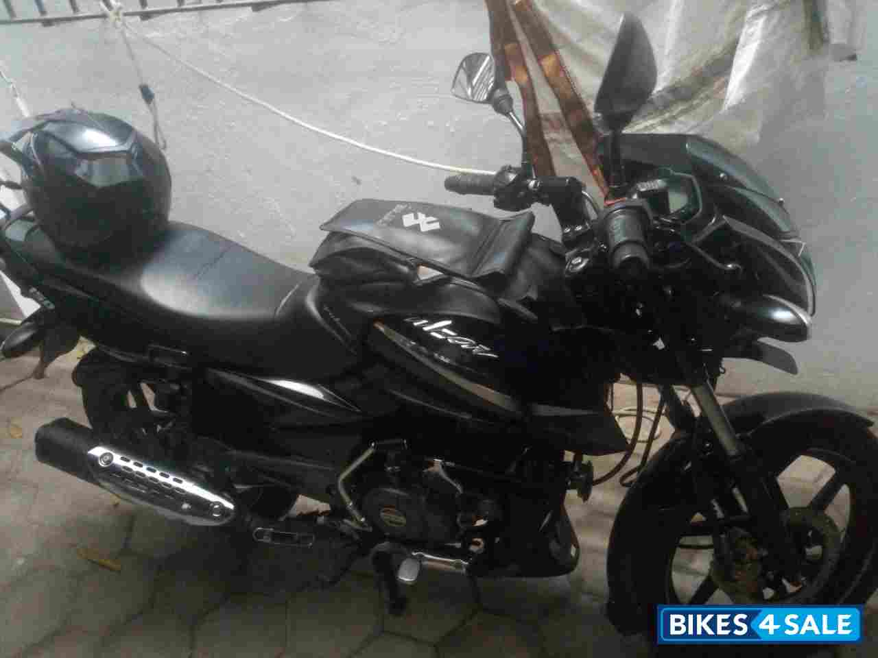 Black With Silver Bajaj Pulsar 150 DTSi