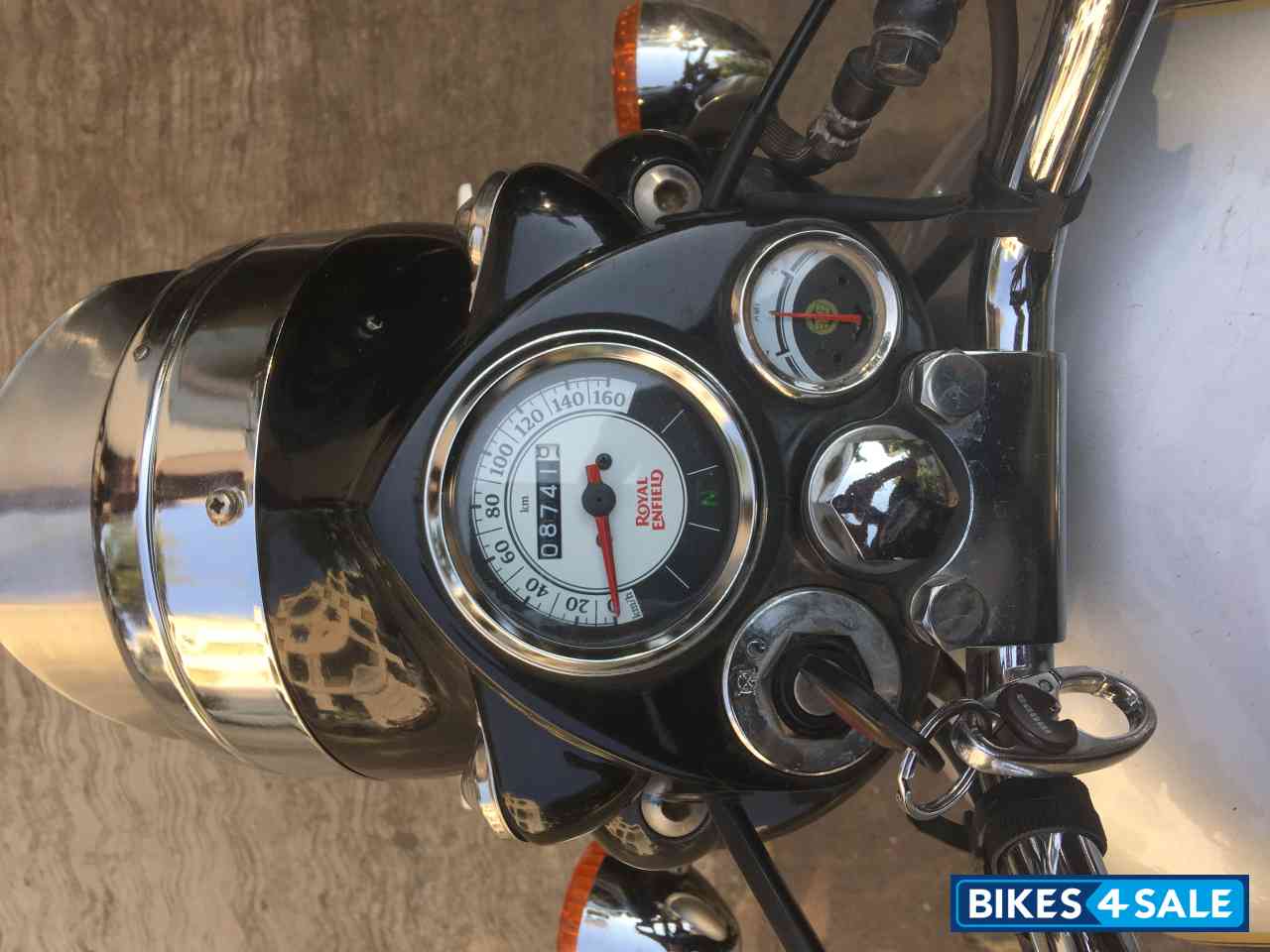 Silver Royal Enfield Classic 350