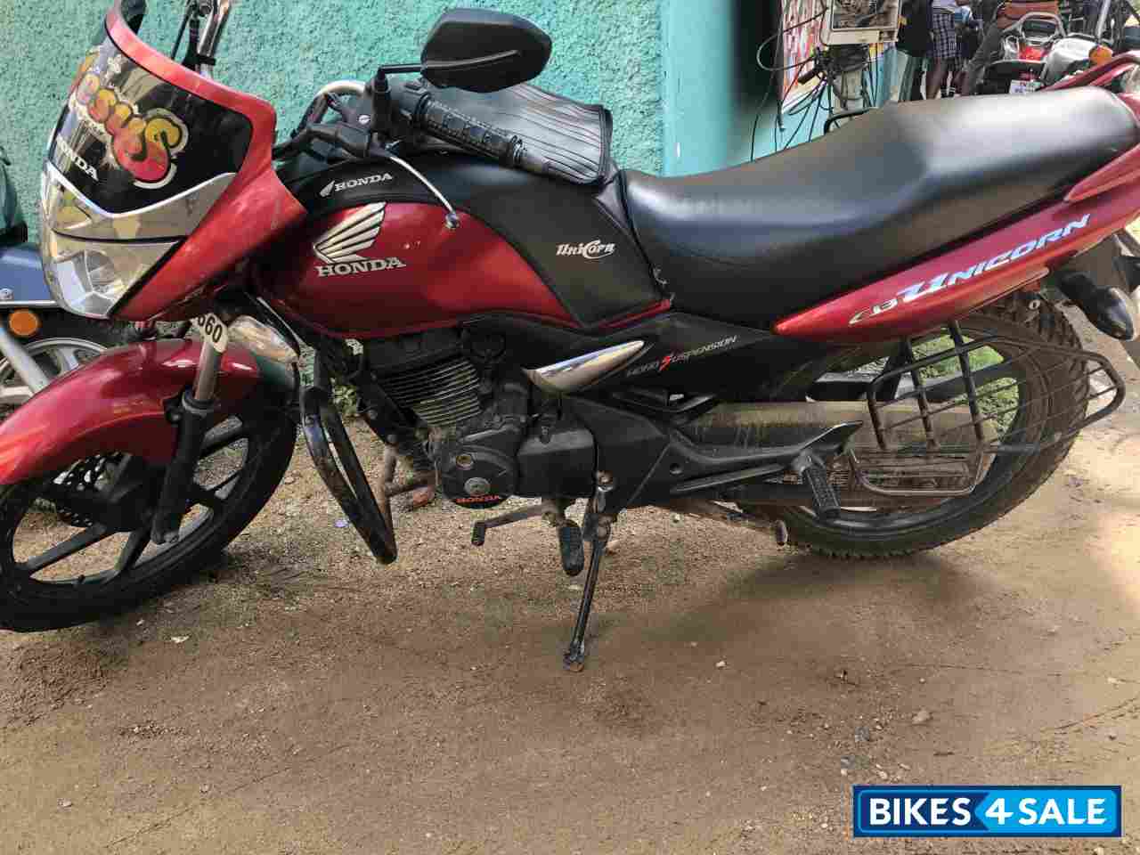 Red Honda CB Unicorn