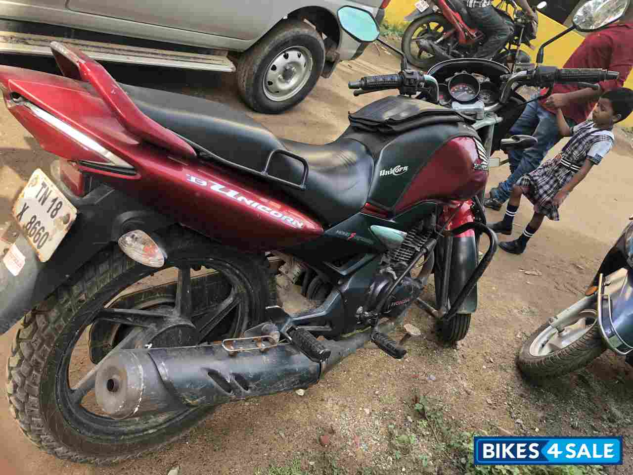 Red Honda CB Unicorn