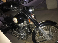 Royal Enfield Classic 500