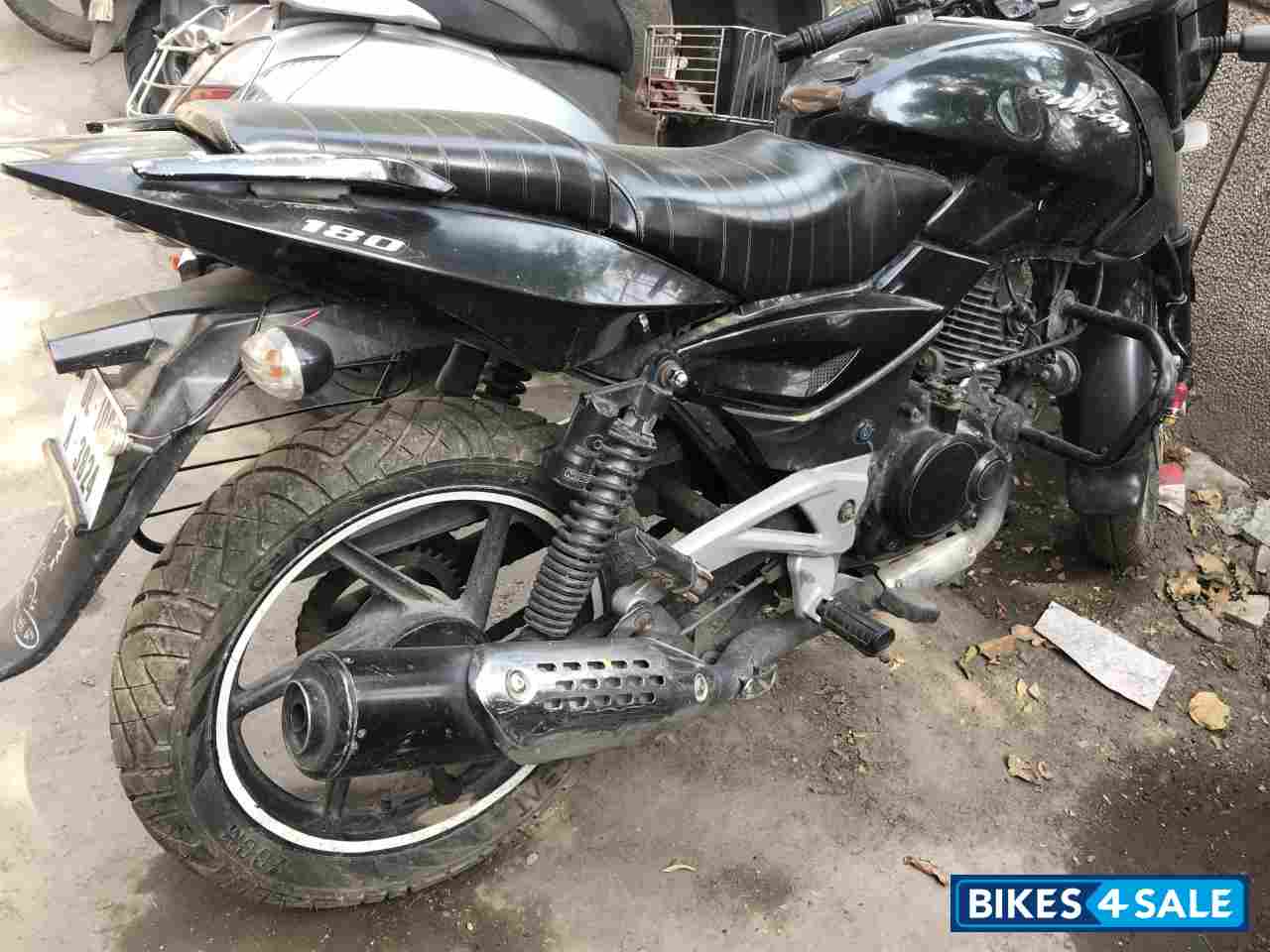 Bajaj Pulsar 180 DTSi
