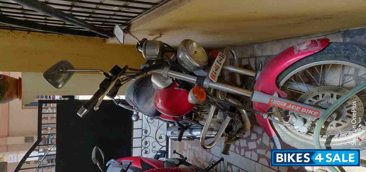 Cocktail Wine Red Bajaj Avenger 180 DTS-i