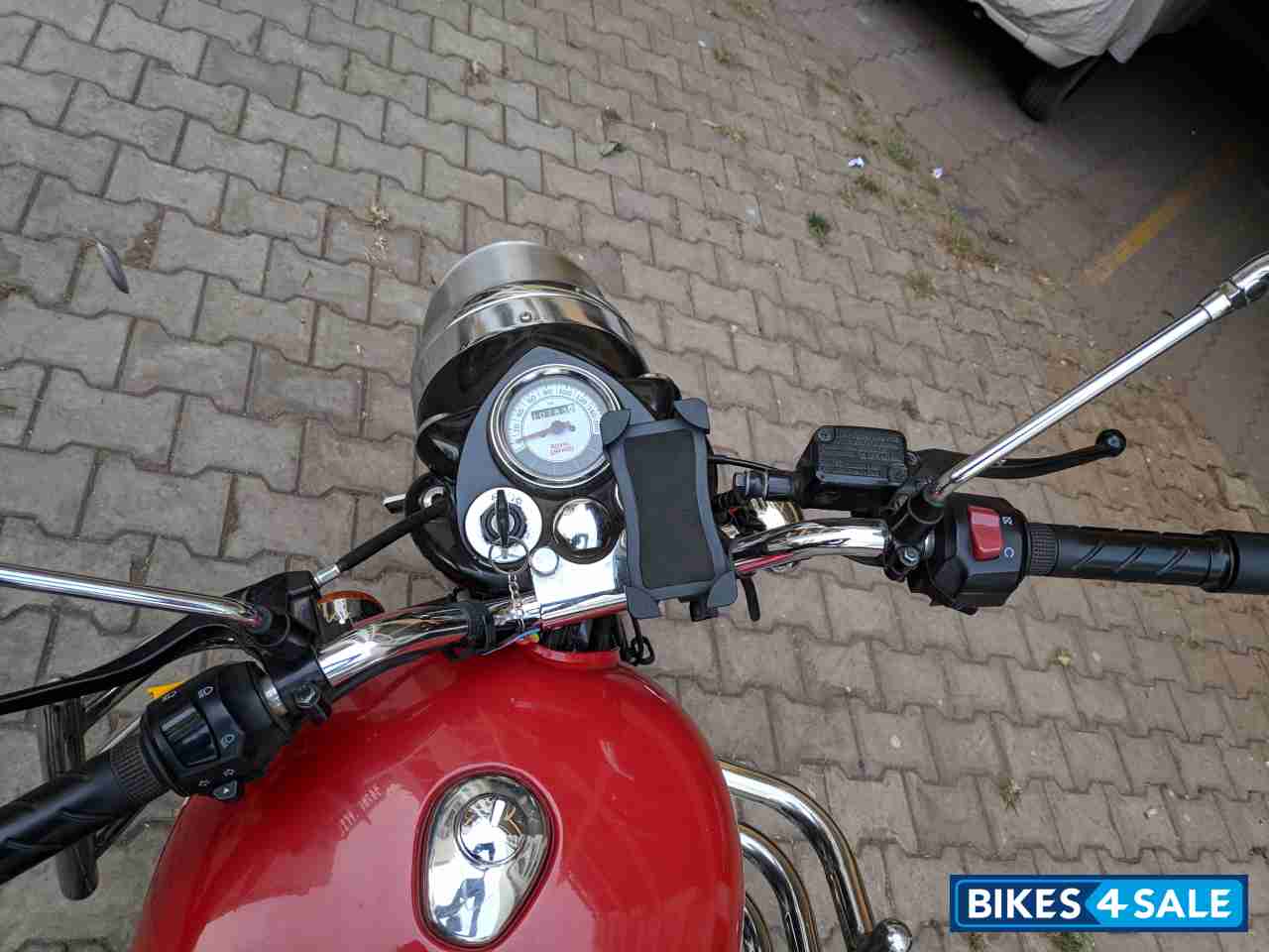 Red Royal Enfield Classic 350 Redditch Red