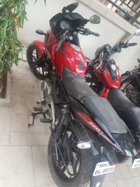 Red Bajaj Pulsar 220 DTSFi