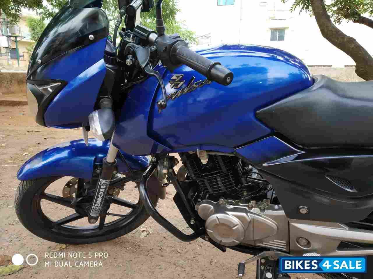 Blue Bajaj Pulsar 150 DTSi