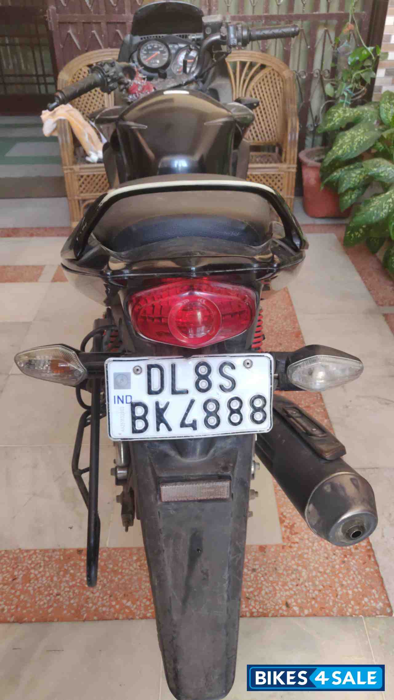 Black Honda CBF Stunner