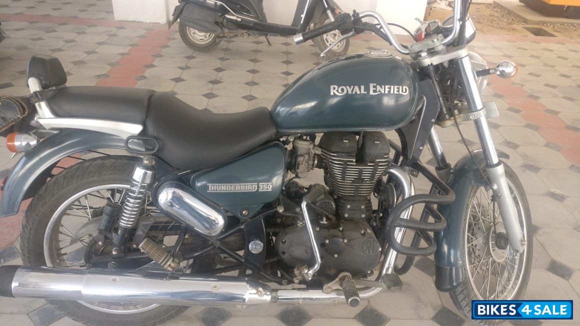 Asphalt Royal Enfield Thunderbird 350