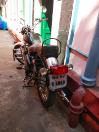 Black Royal Enfield Bullet Electra Twinspark