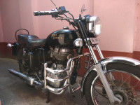 Black Royal Enfield Bullet Electra Twinspark