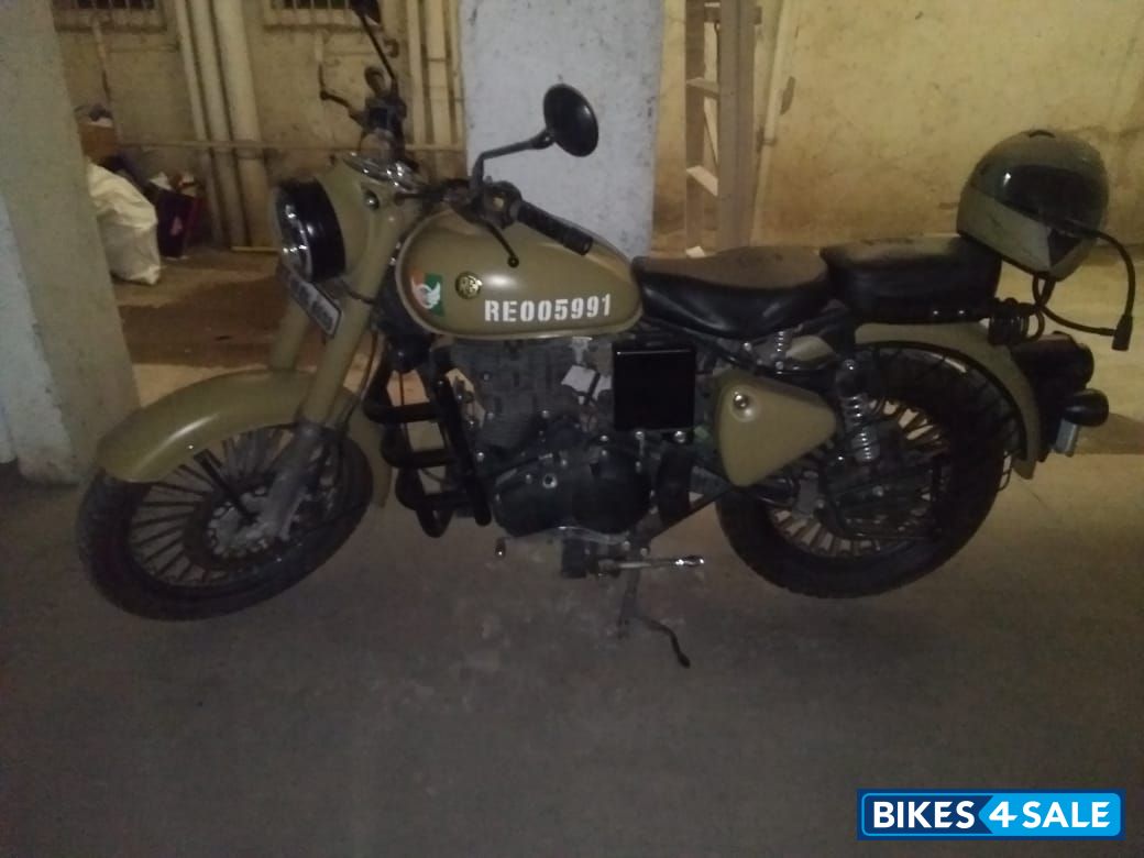 Royal Enfield Classic Desert Storm