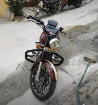 Royal Enfield Bullet Machismo A350