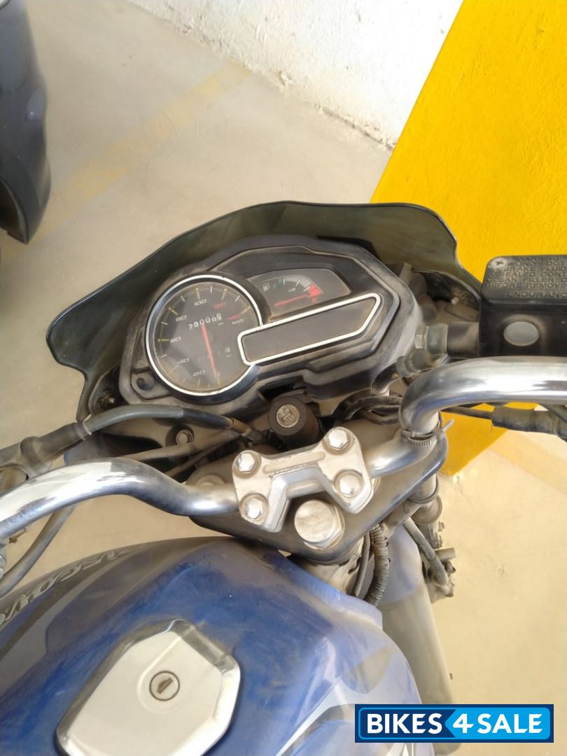 Blue Bajaj Discover 125 ST