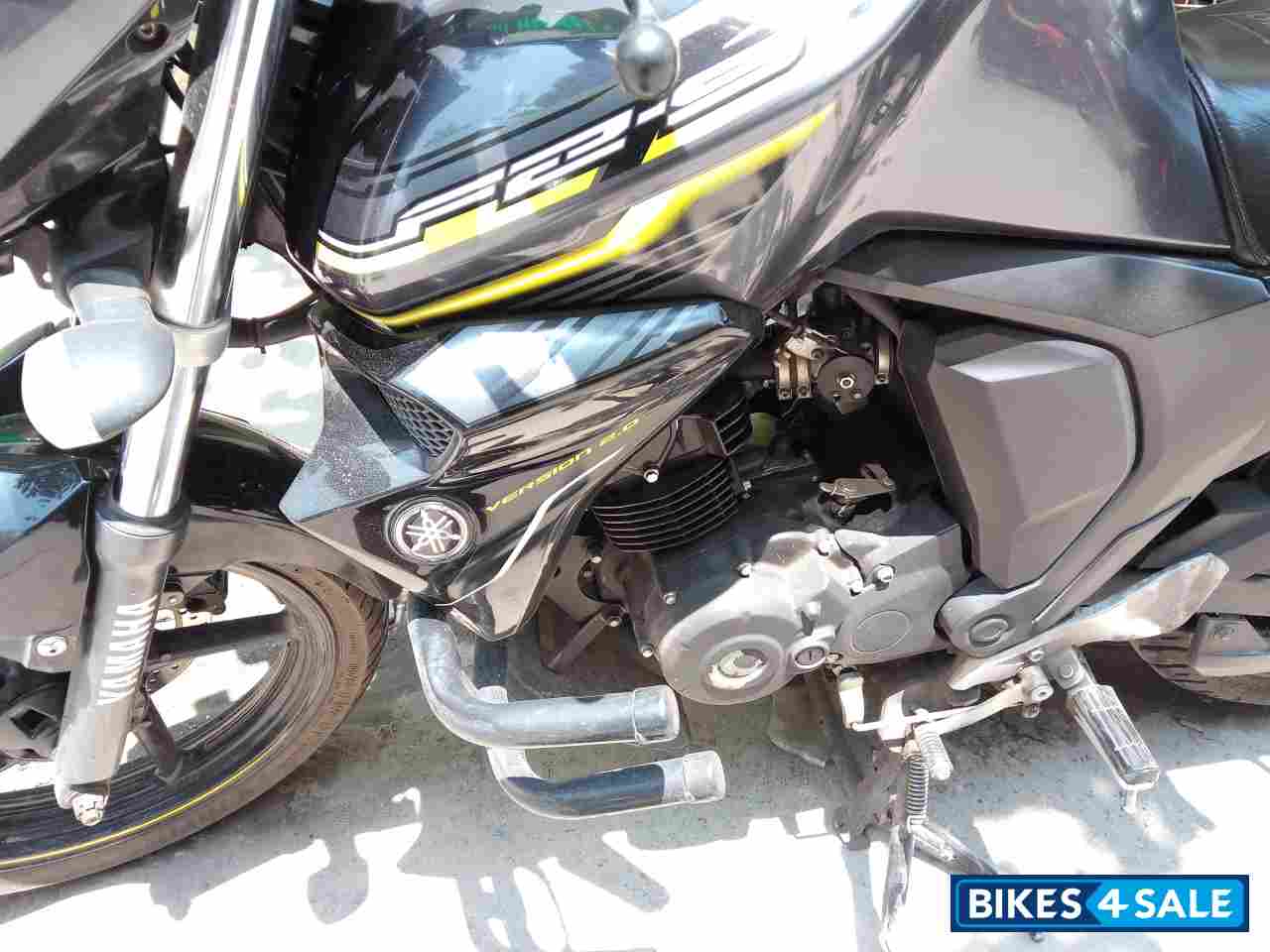 Gray Yamaha FZ-S FI V2