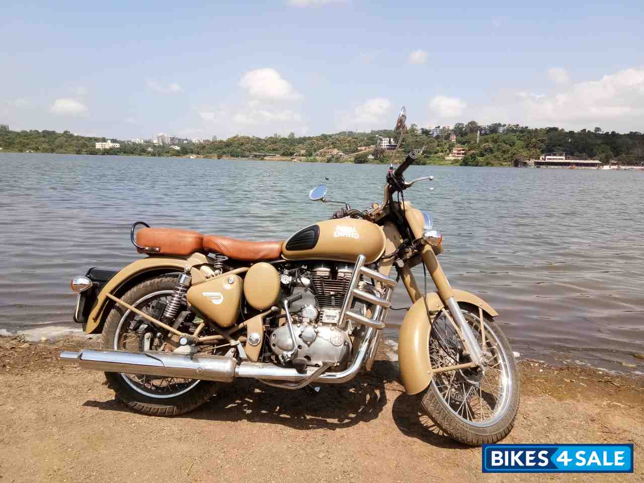 Royal Enfield Classic Desert Storm