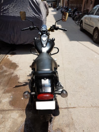 Black Bajaj Avenger Street 220
