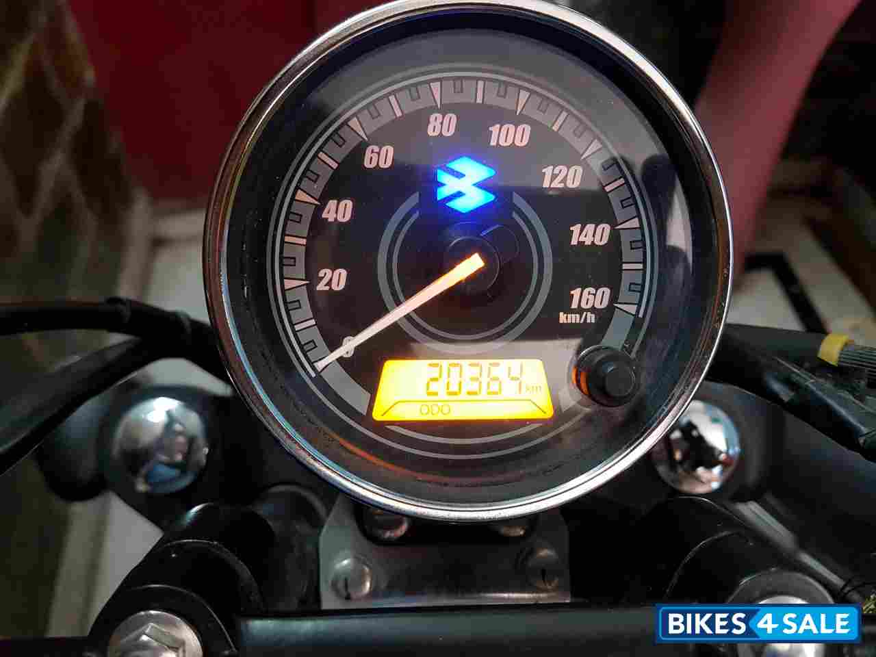 Black Bajaj Avenger Street 220