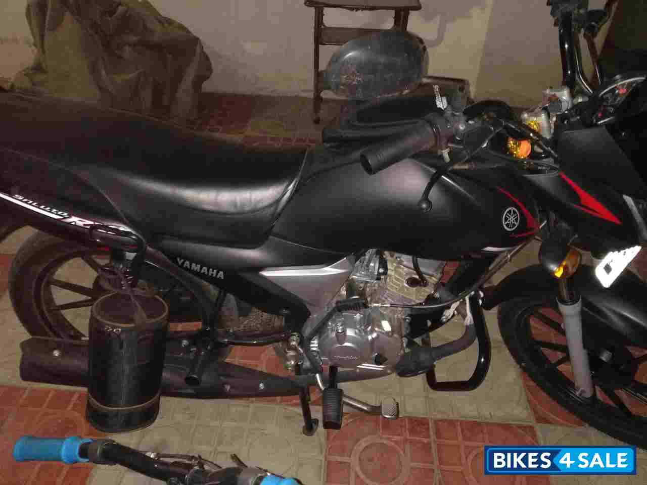 Matte Black Yamaha Saluto RX Matte Black Yamaha Saluto RX