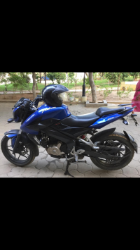 Bajaj Pulsar 200 NS
