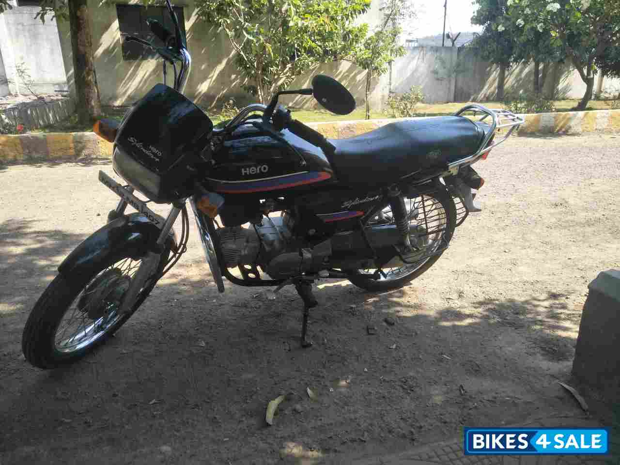 Black Hero Splendor Plus