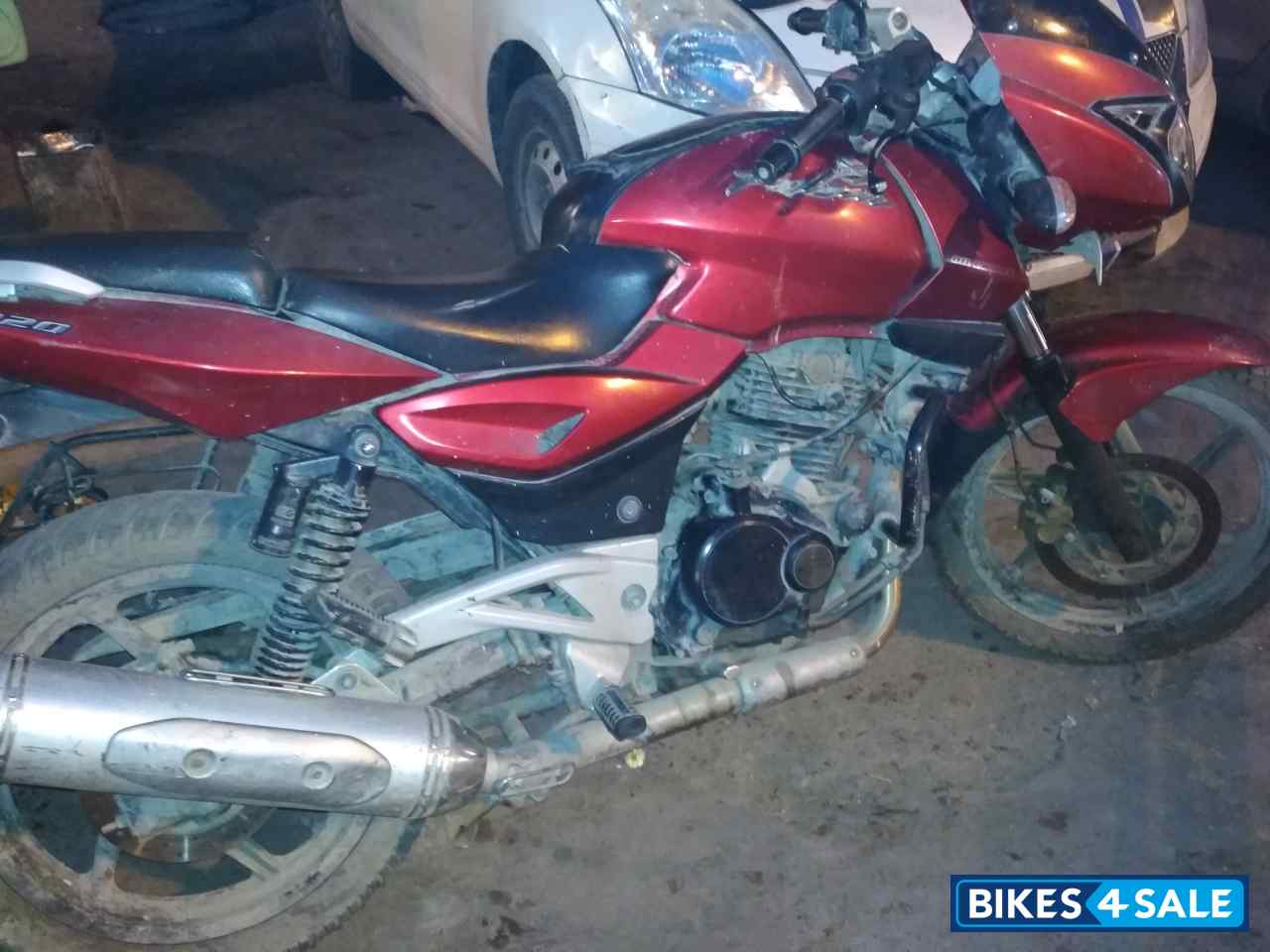 Bajaj Pulsar 220 DTSi