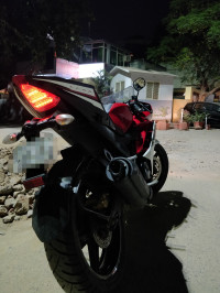 Red-black-white Yamaha YZF R15 V2