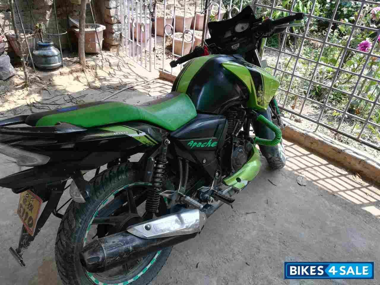 Used 2012 model TVS Apache RTR 160 for 