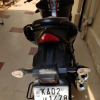 Red Suzuki Gixxer 150