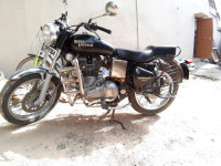 Black Royal Enfield Bullet Electra Twinspark