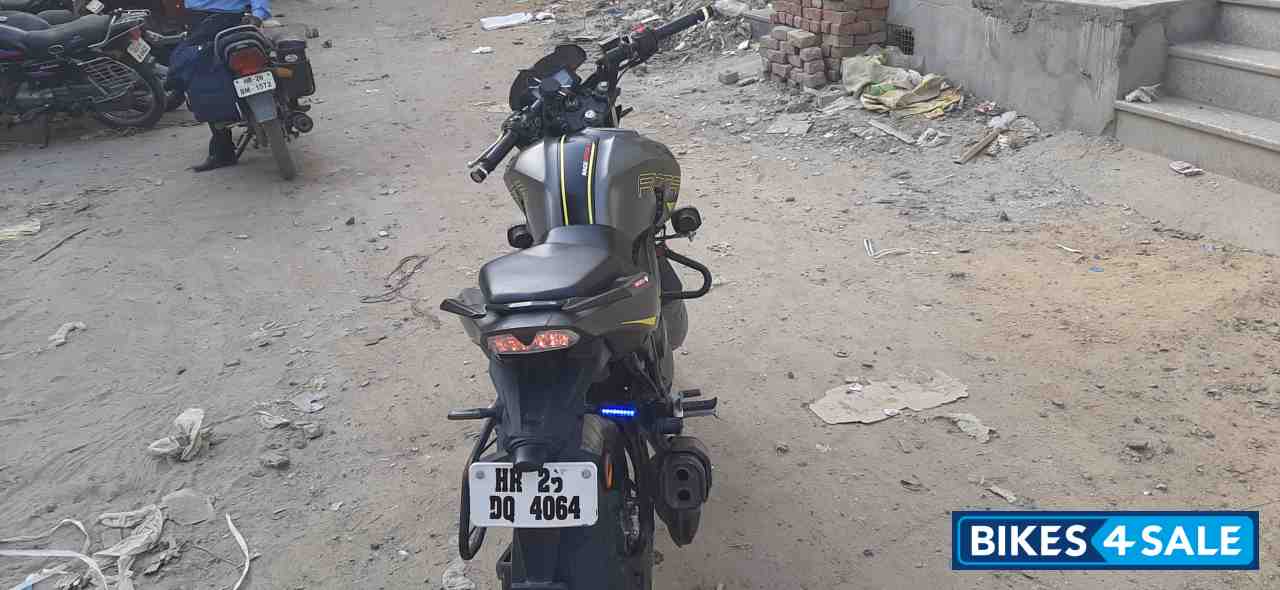 TVS Apache RTR 200 4V Race Edition 2.0